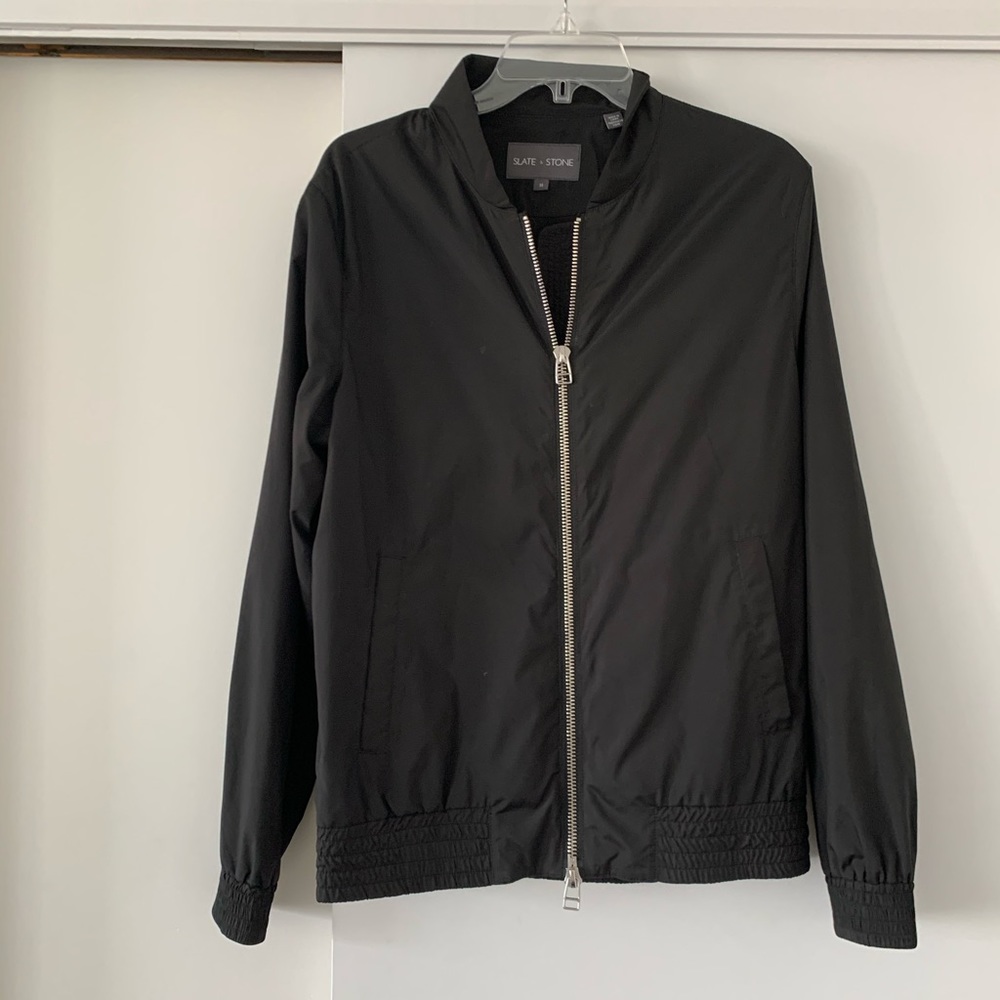 SLATE AND STONE MENS WINDBREAKER